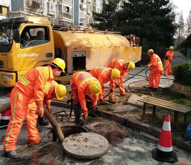 会山镇市政管道清淤