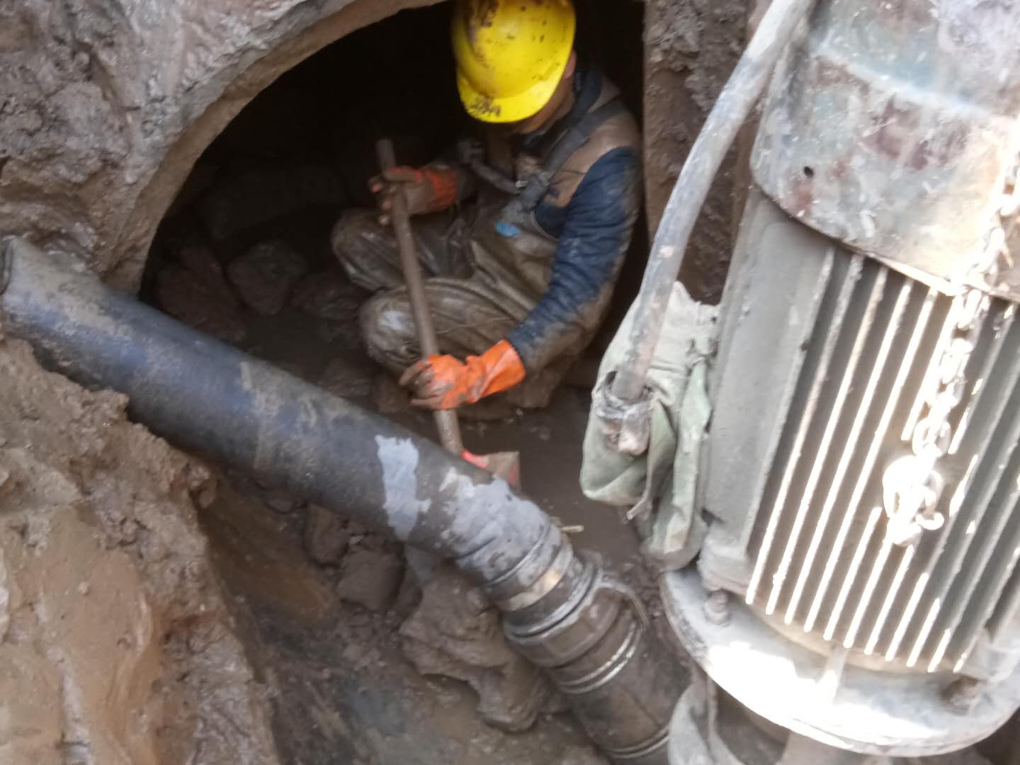 会山镇管道清淤