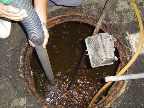 会山镇隔油池清理